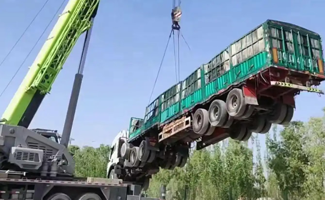 青神道路脱困救援案例